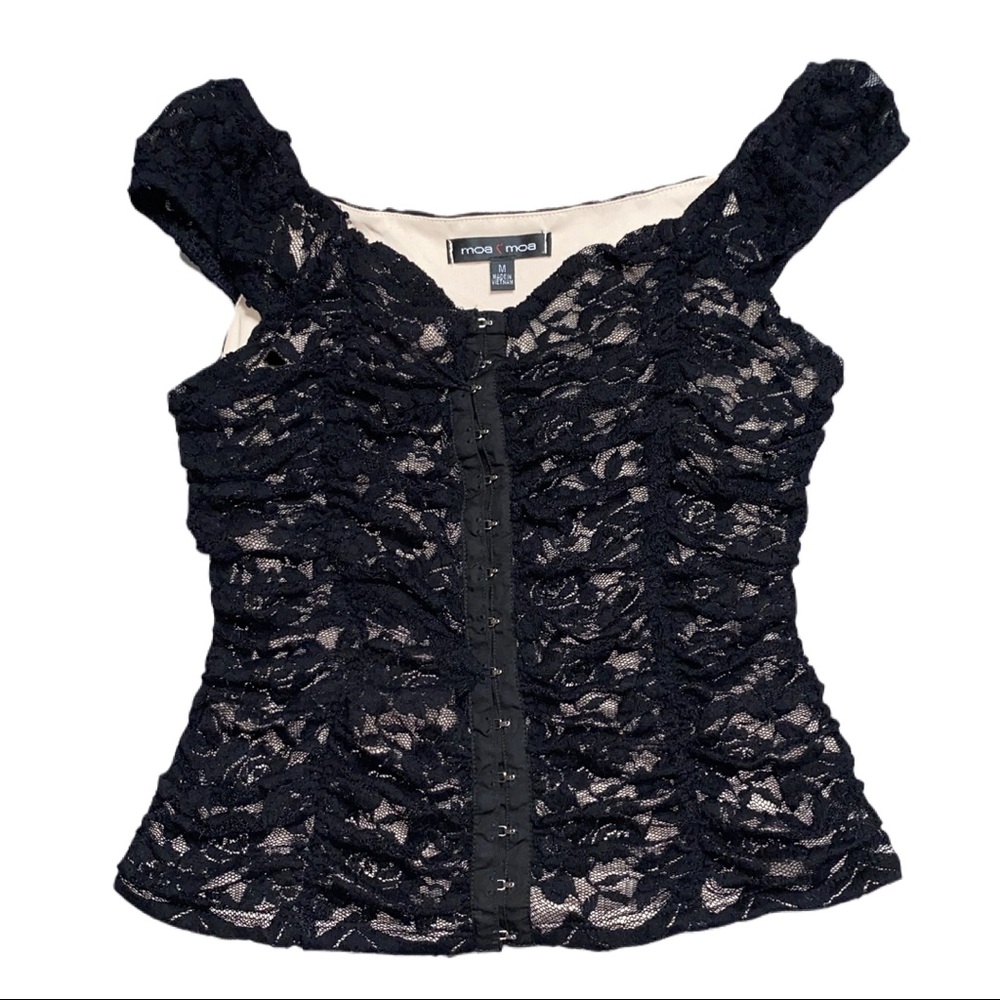 Black rose crop top with claps